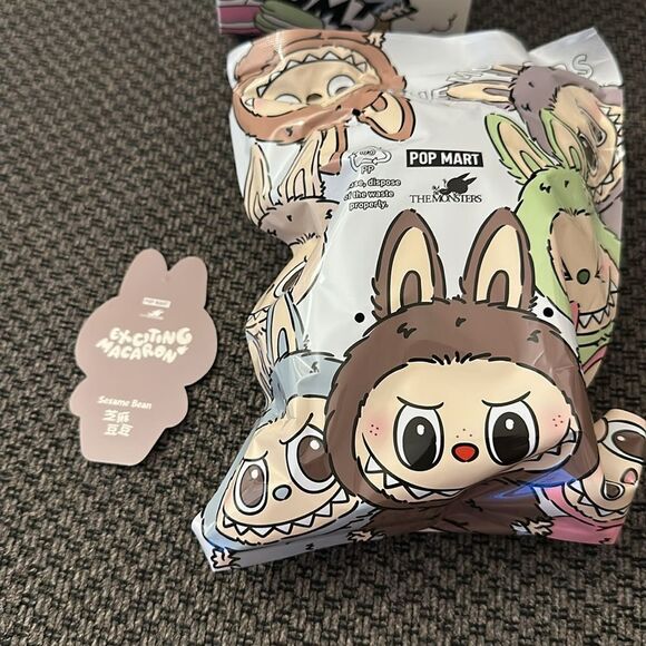 NWT from Popmart boutique sesame bean Macaron labubu - Picture 6 of 6